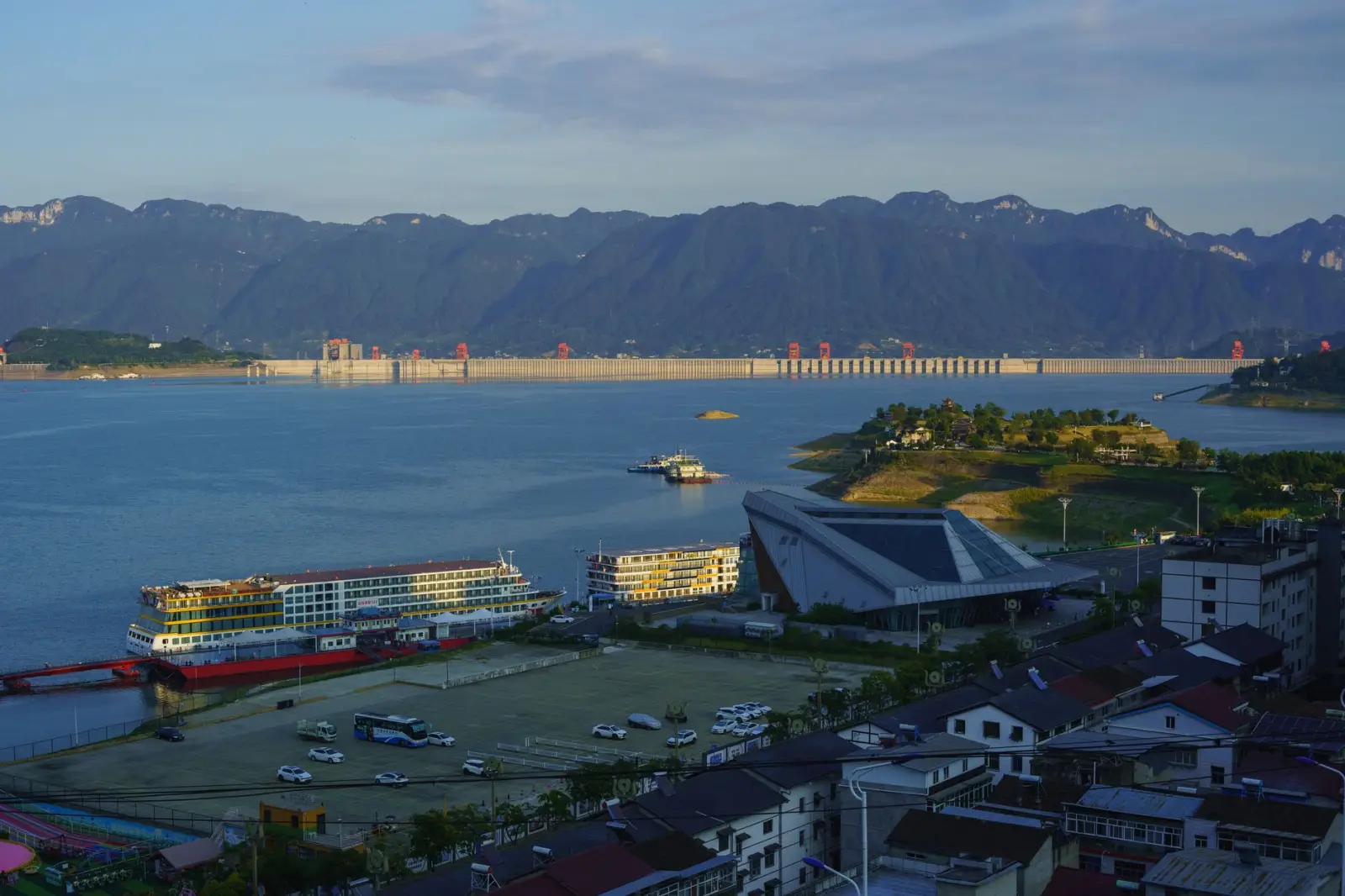 气泡膜与充气袋对比分析：上海电商物流包装防护方案如何选型